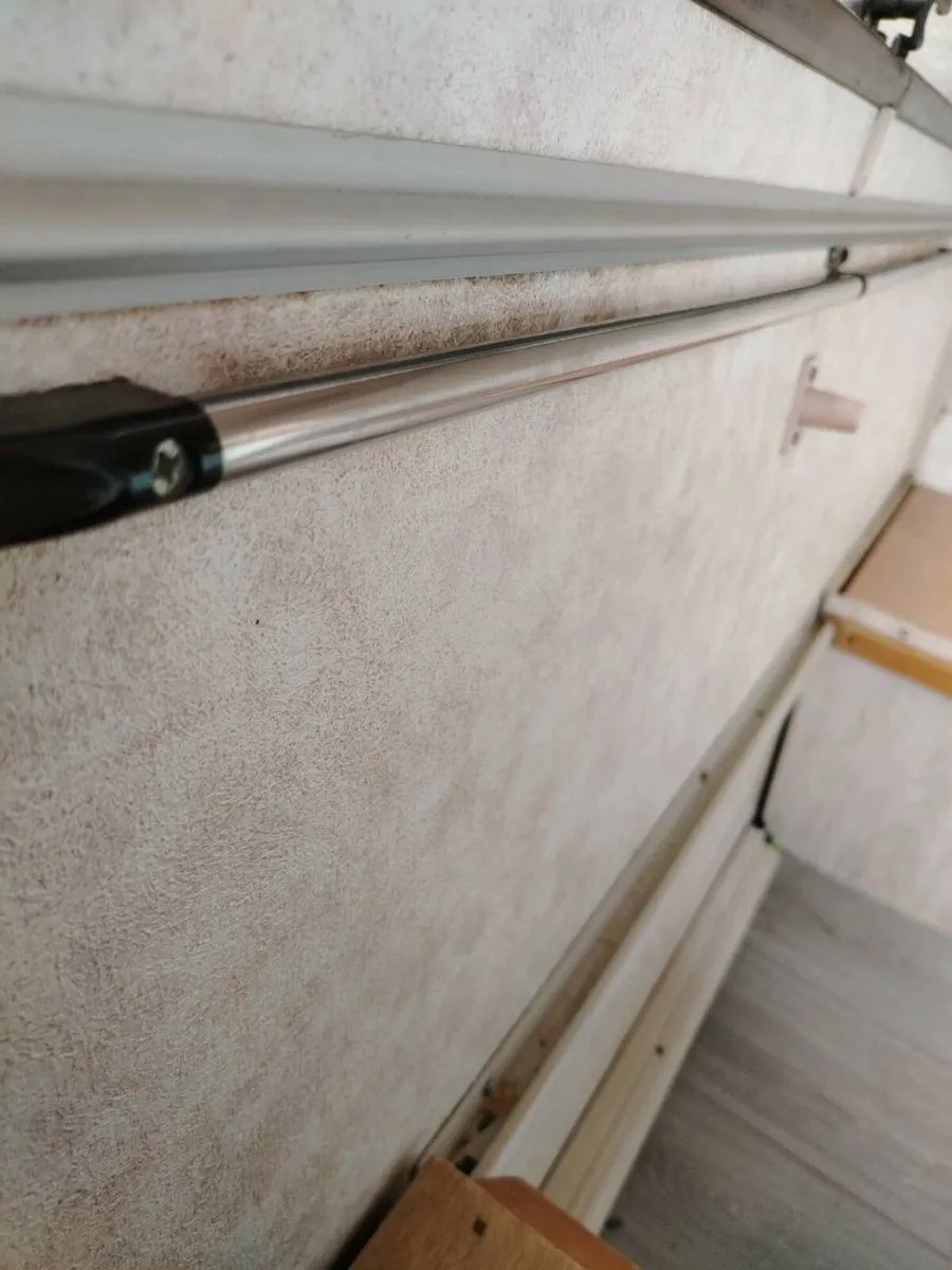 Drop down camper table - Image 3