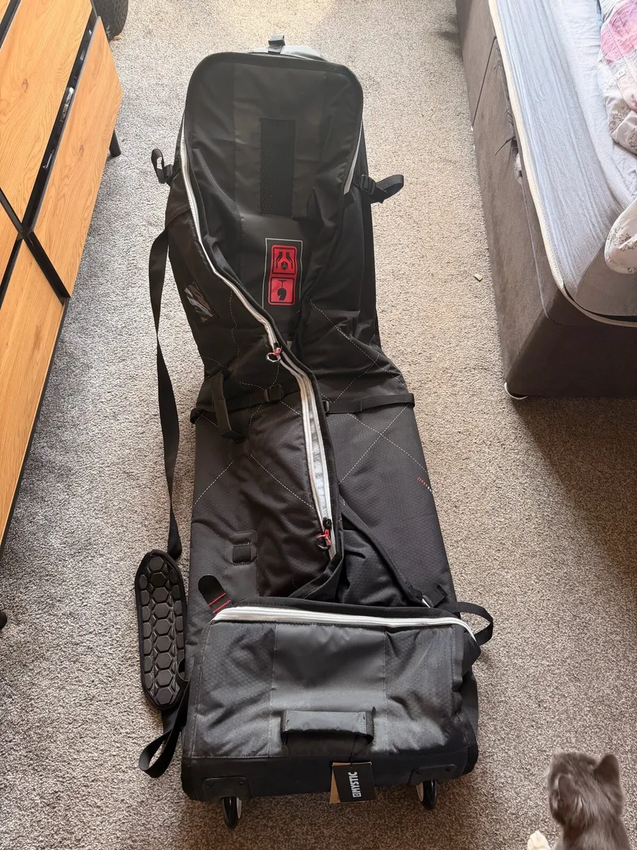 Mystic Golf Travel Bag - Image 2
