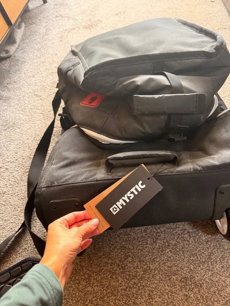 Mystic Golf Travel Bag - Image 3
