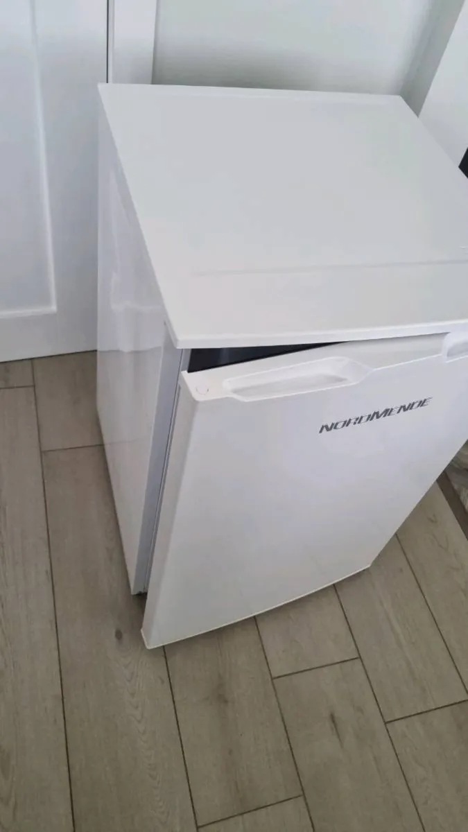 Normende Under-Counter Fridge - Image 1