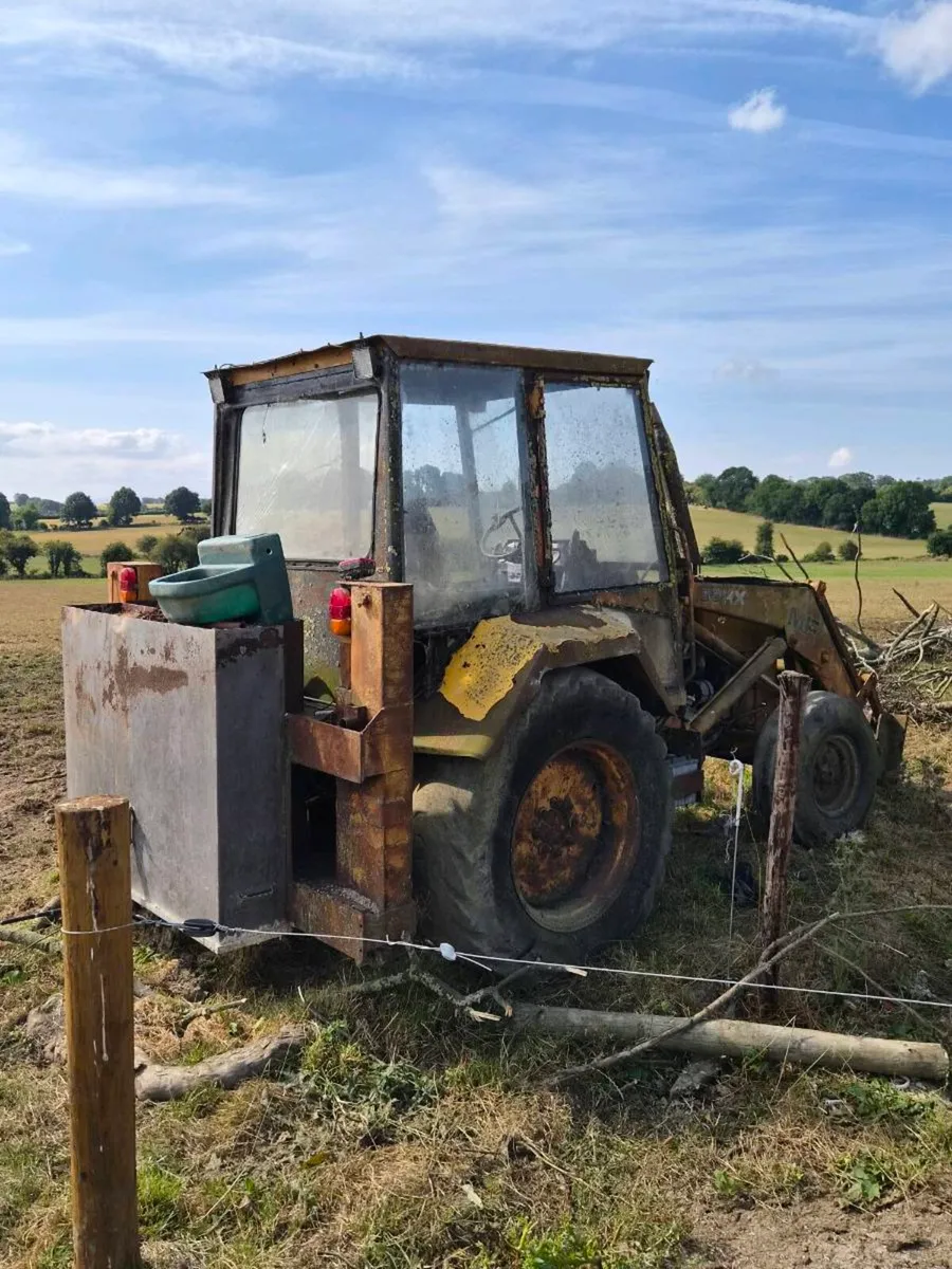Massey Ferguson - Image 2