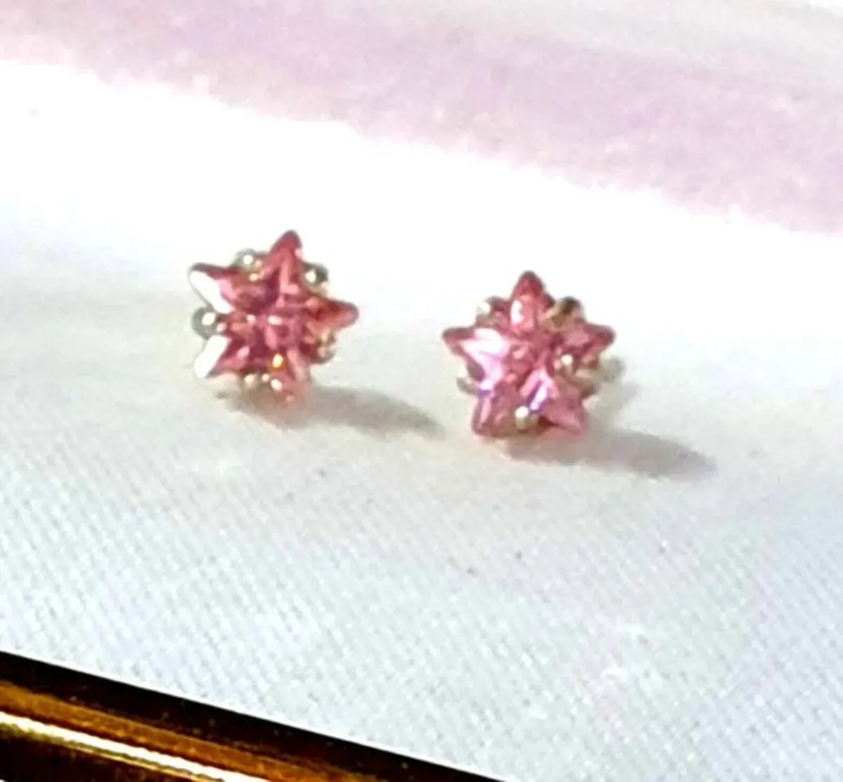 BN White Gold Pink Sapphire Star Studs - Image 4