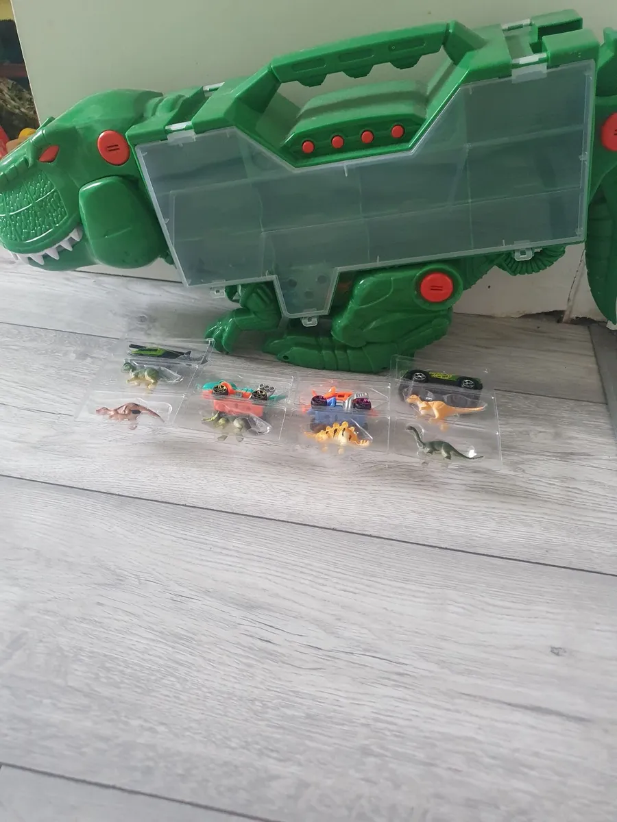 Toys - Image 3