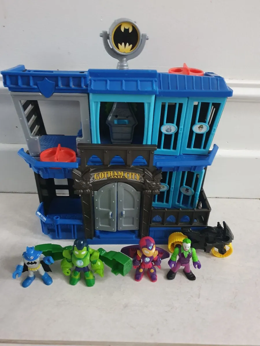 Toys - Image 1