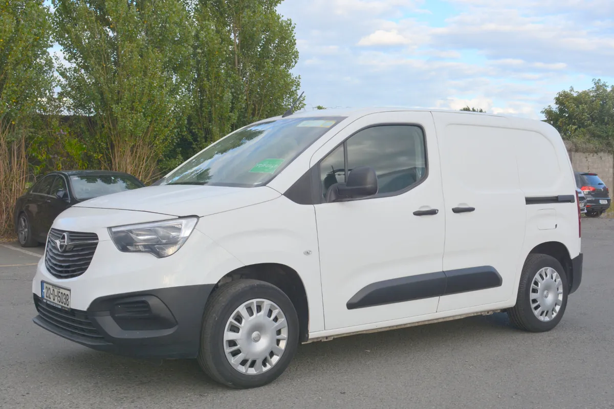 Opel Combo - 3 seat - Dealer Service History - Image 1