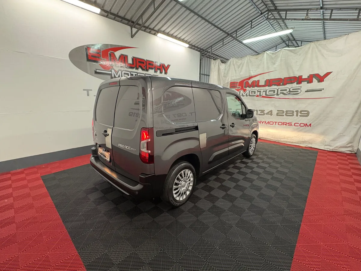 2022 TOYOTA PROACE CITY 1.5 ICON HIGH SPEC €65WEEK - Image 4