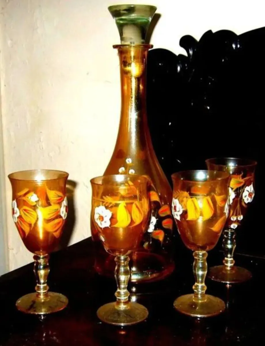 Vintage Bohemian Amber Glass Decanter & 4 Glasses - Image 2