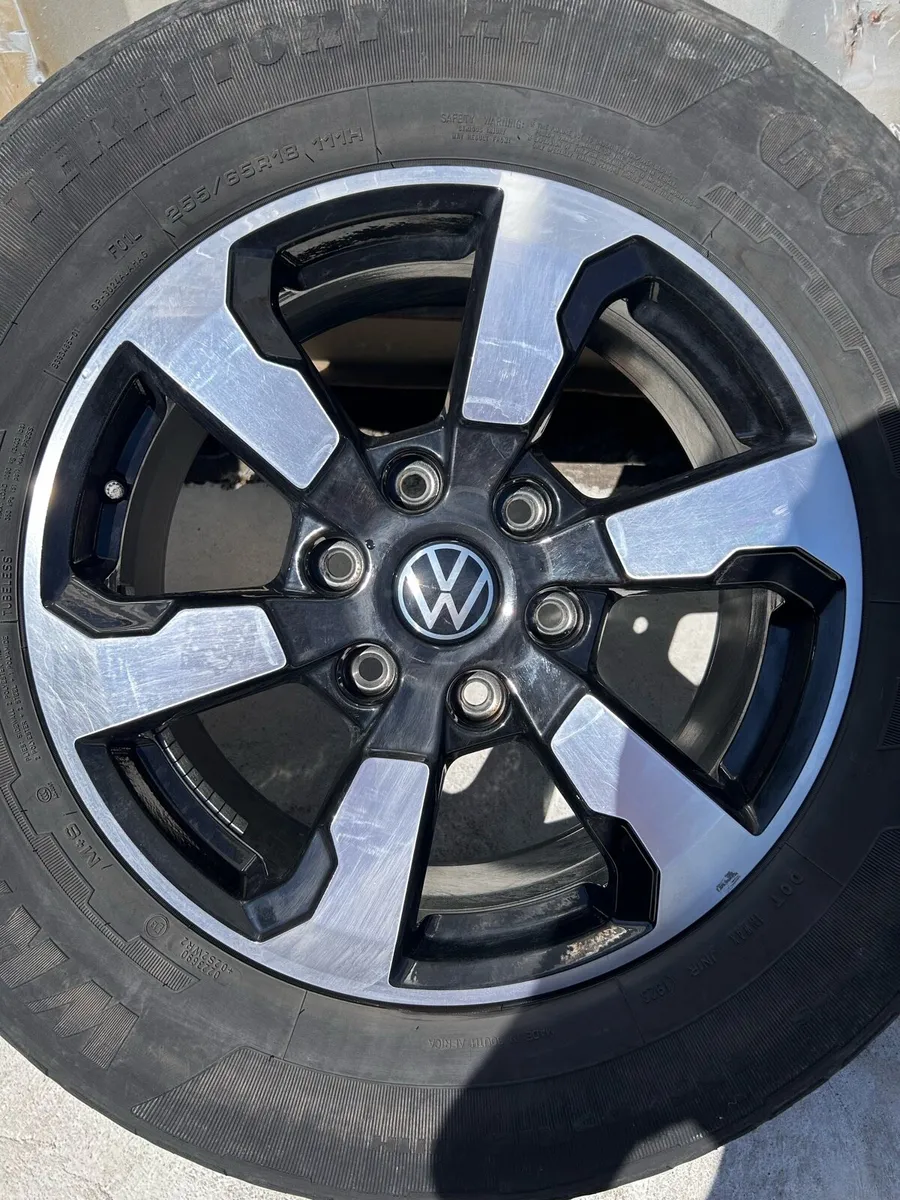 Genuine Volkswagen Amarok 18” Alloy Wheels - Image 4