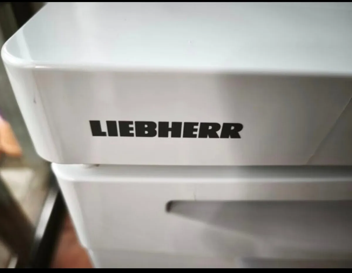 LIEBHERR FRIDGE FREEZER - Image 4