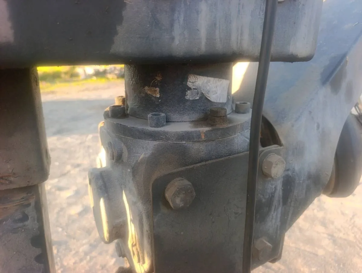 Vicon 832T BX grouper - Image 3
