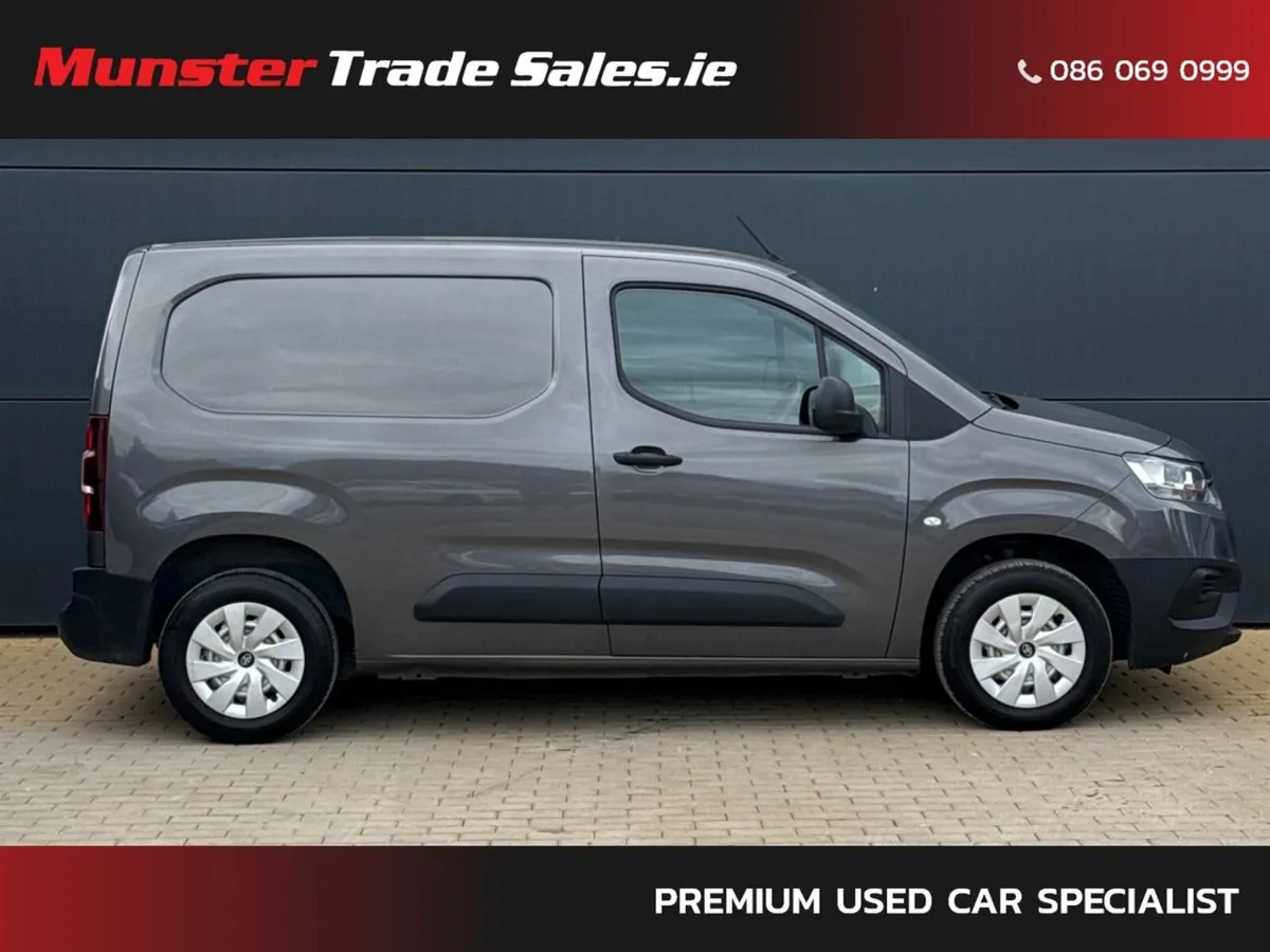 Toyota Proace City 1.5 Diesel  3 Seater - Image 3