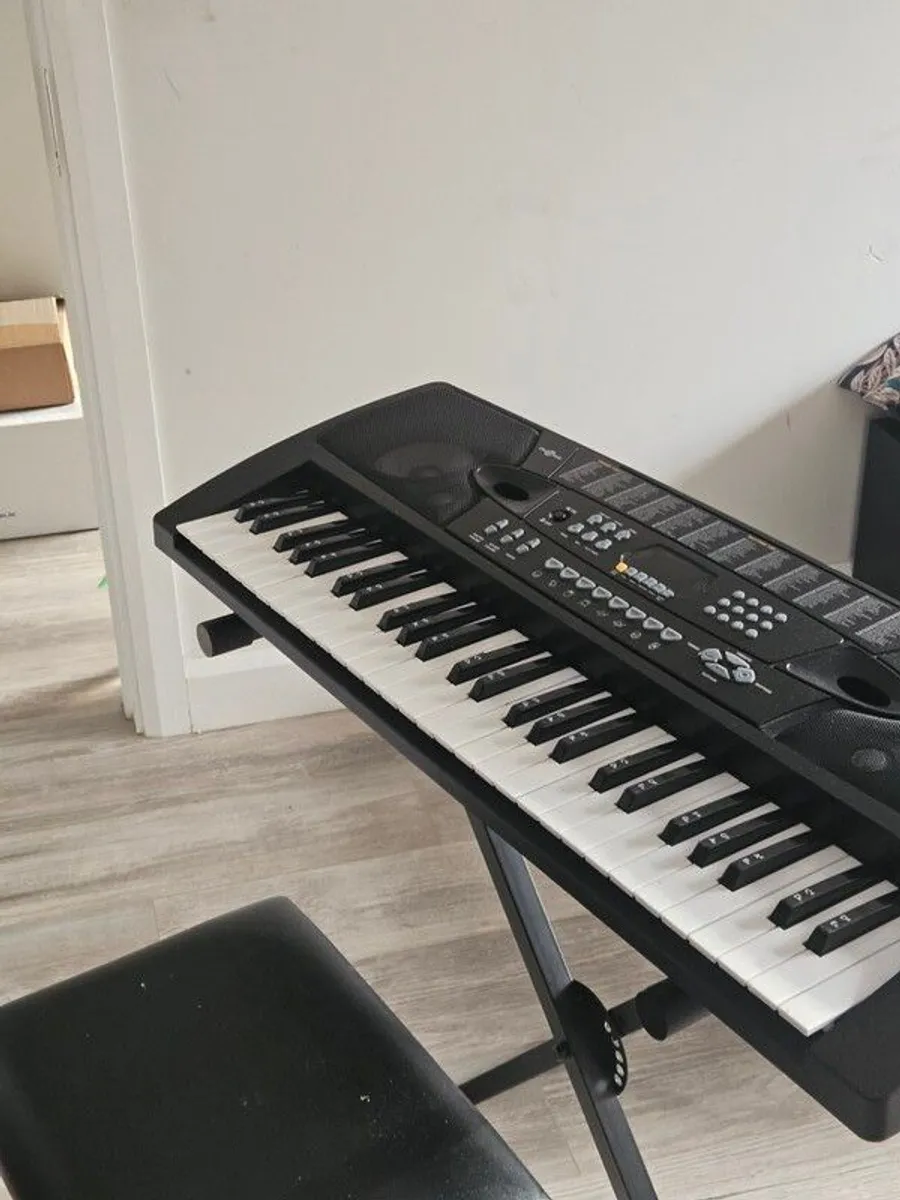 piano keyboard a - Image 1