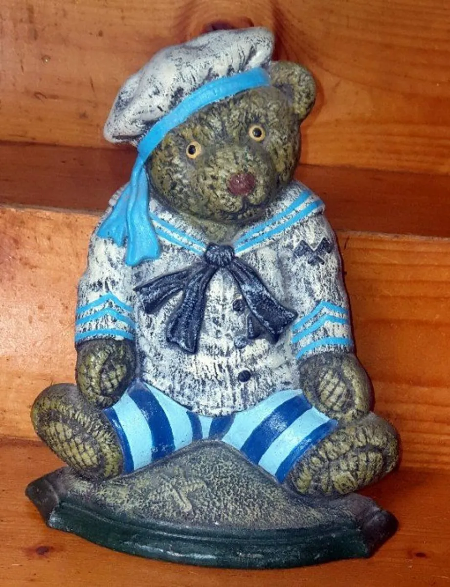 Vintage 12" Cast Iron Sailor Bear Doorstop - Image 4