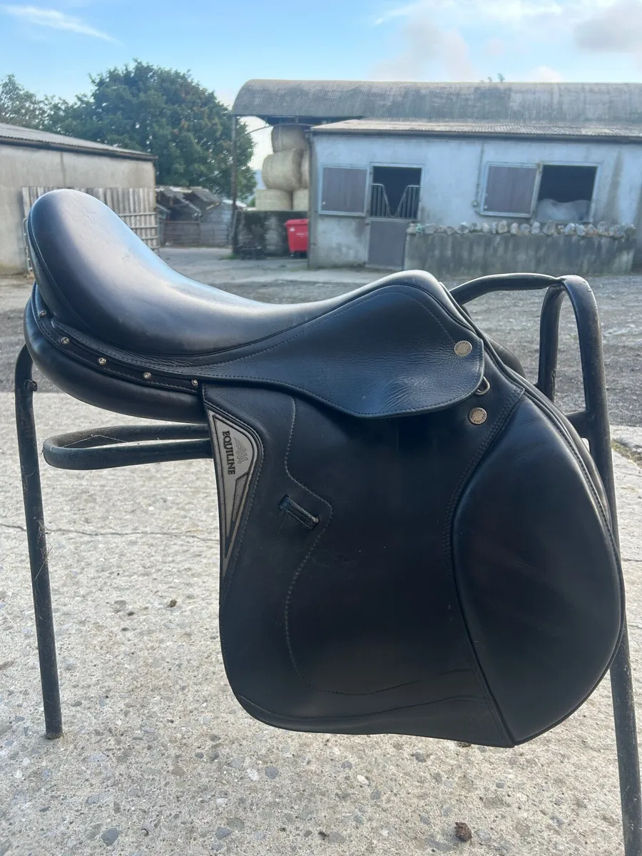 Equiline 17” Medium Nick Skelton Saddle – Black - Image 3