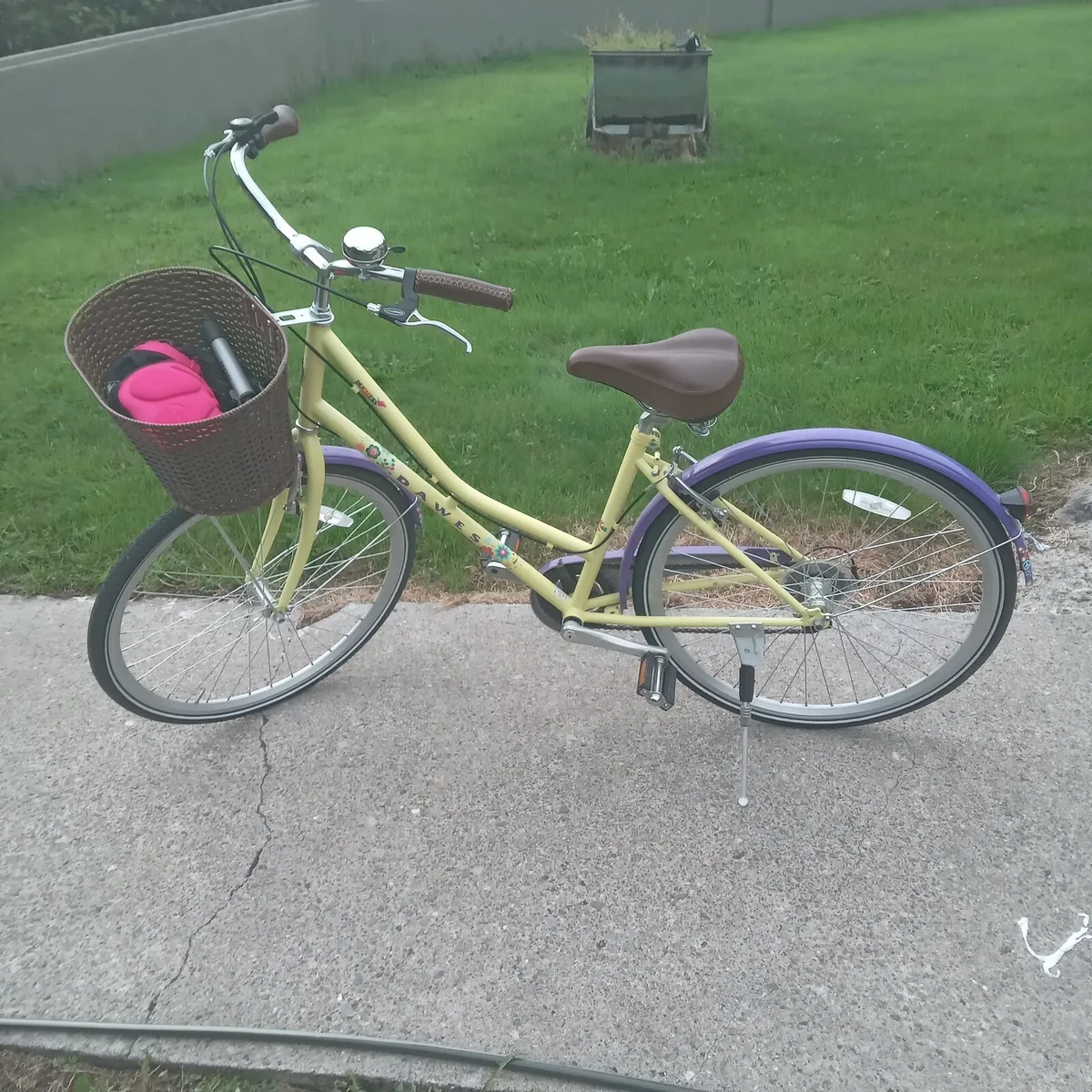 Raleigh Lady's bicycle - Image 1