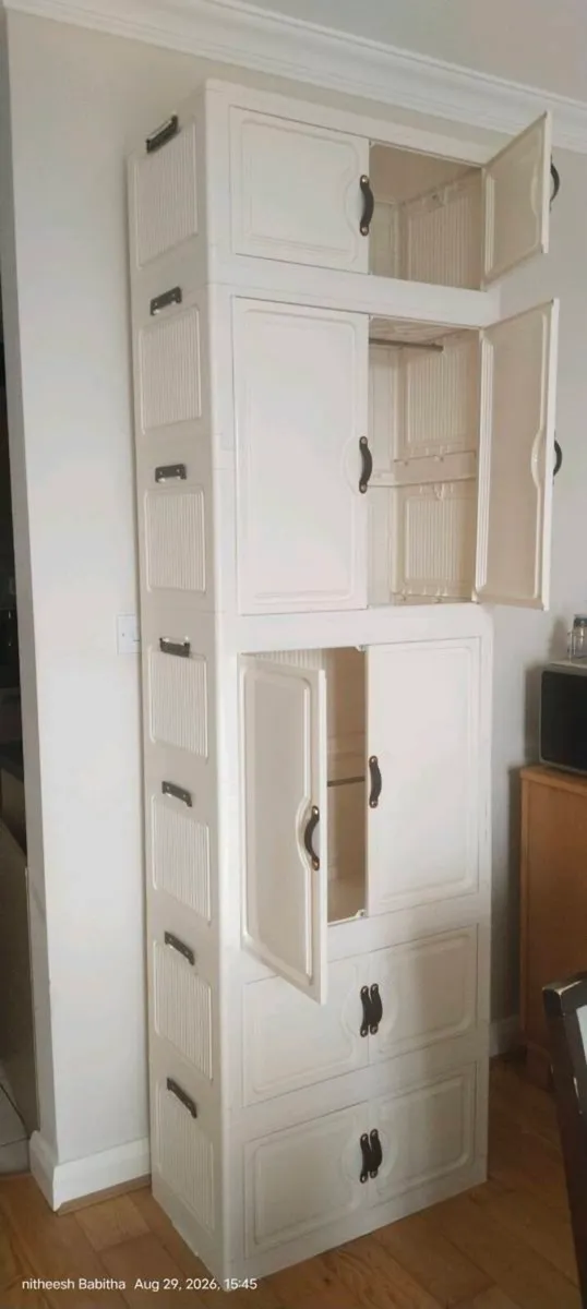 Cabinet - Image 2