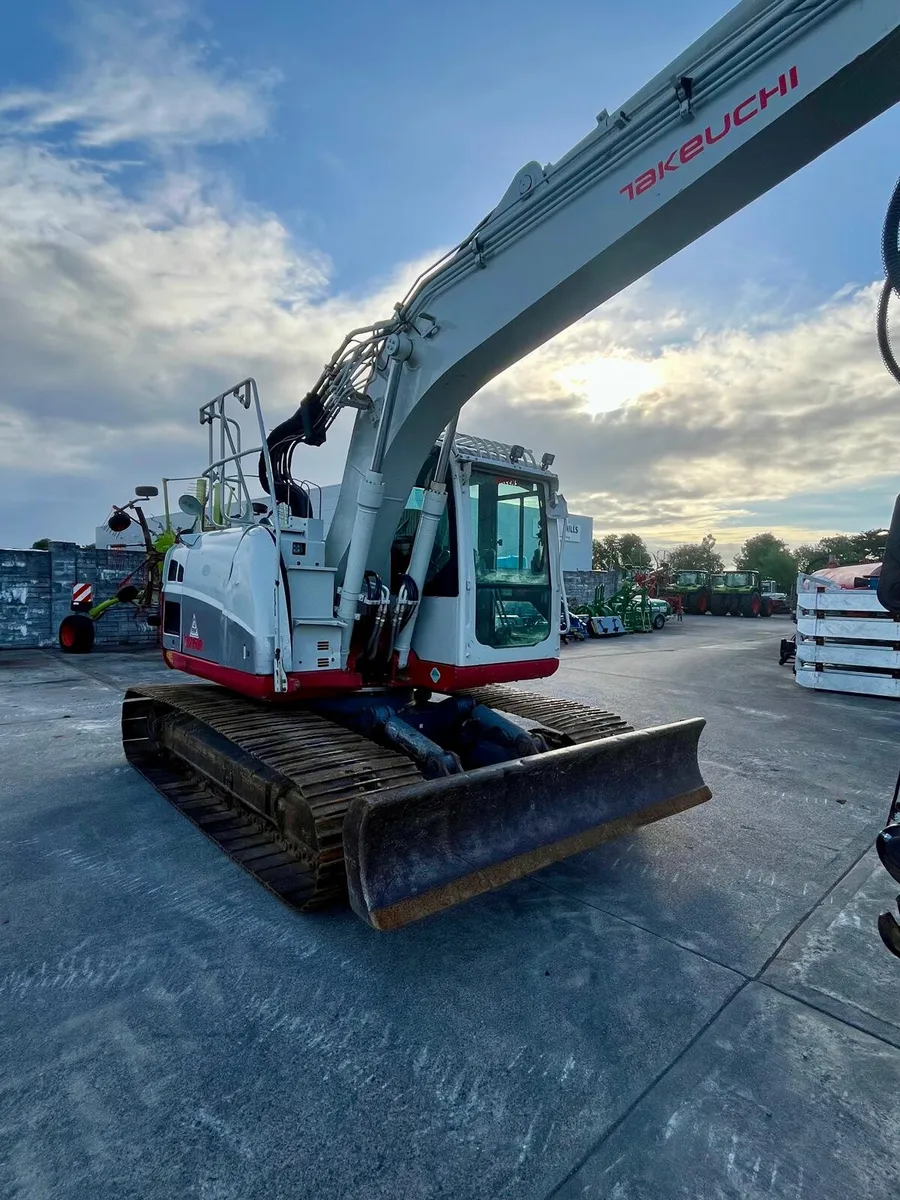 TAKEUCHI TB2150R -2021 - Image 4