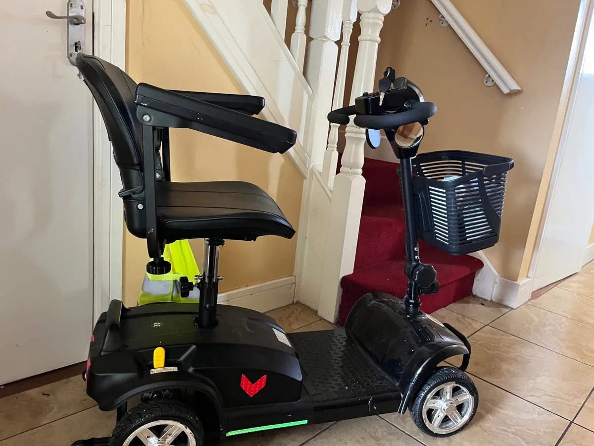 Electric mobility scooter - Image 3