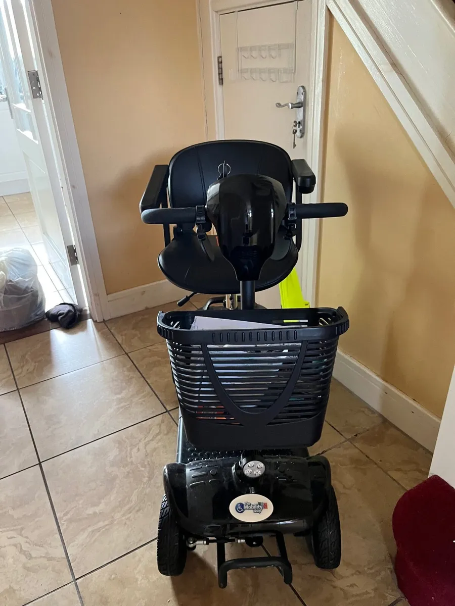 Electric mobility scooter - Image 4