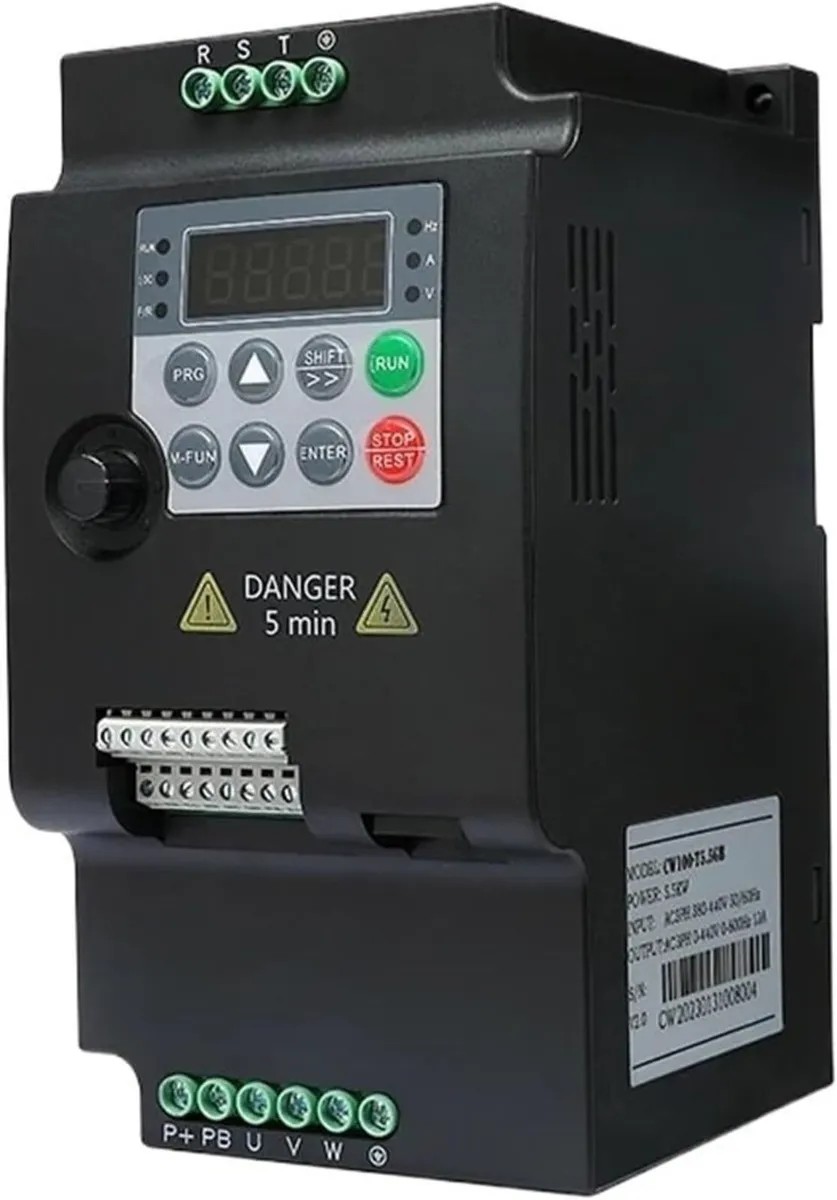 0.75KW VFD Inverter 1PH 220V to 3PH 380V - Image 1