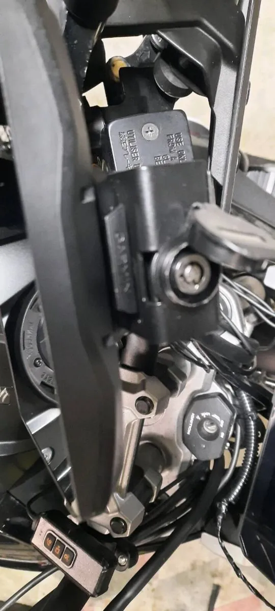 Garmin Zumo XT2  plus Givi top boxes - Image 4