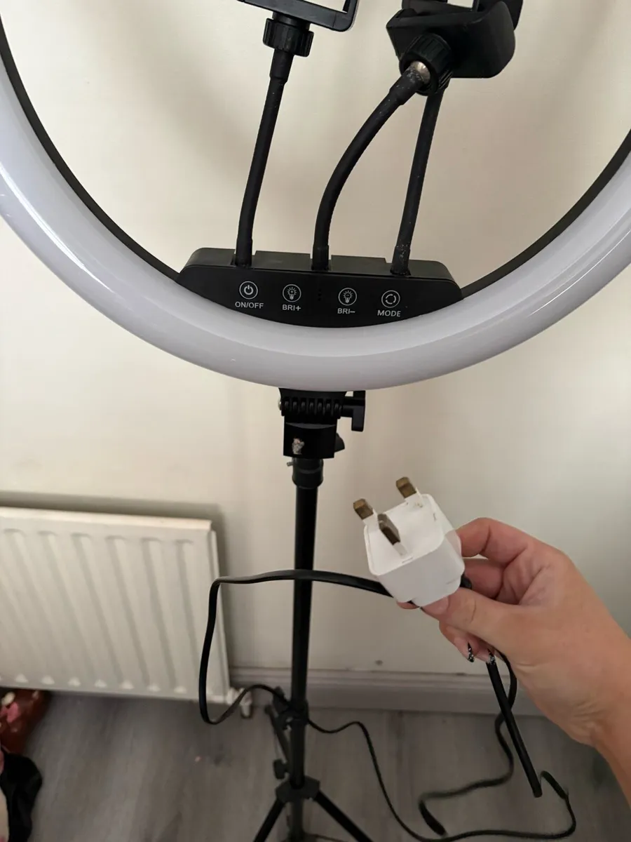 Ring Light with Tripod & Phone Holder - Image 4