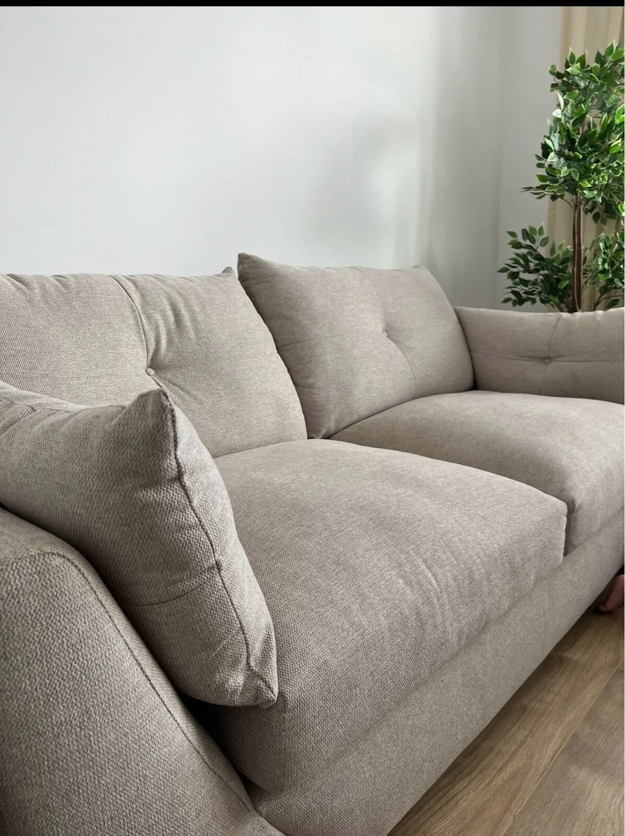 3 Seater Sofa- Excellent Condition - Image 1