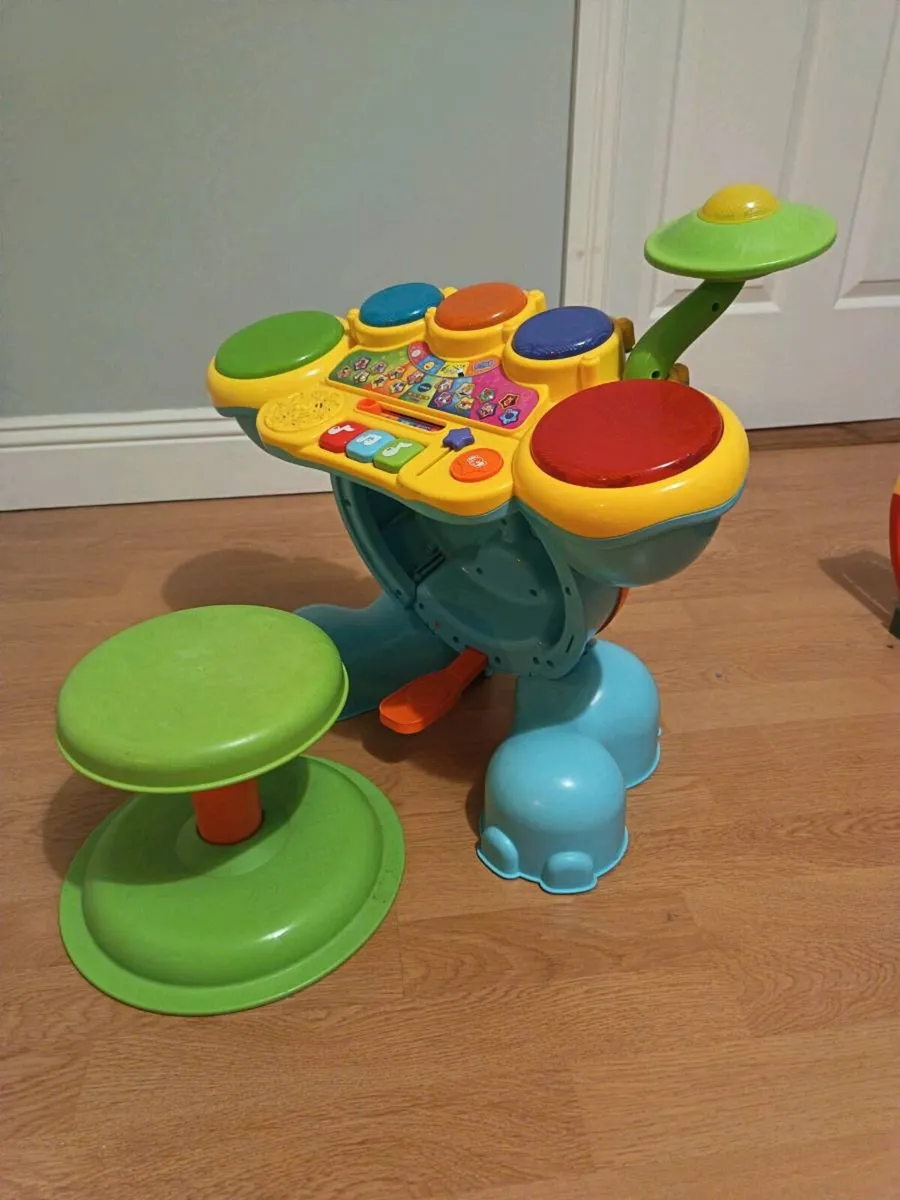 VTech Safari Sounds Drums musical activity toy - Image 3