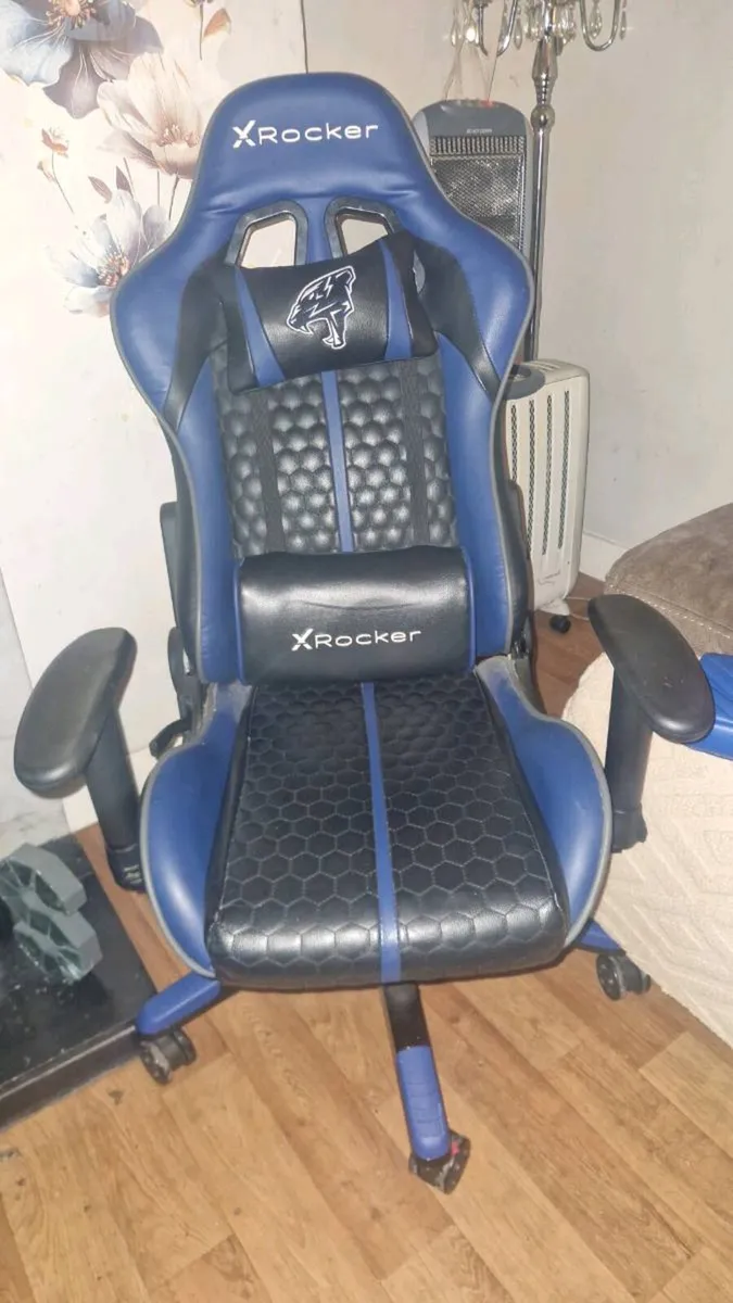 Gaming chair