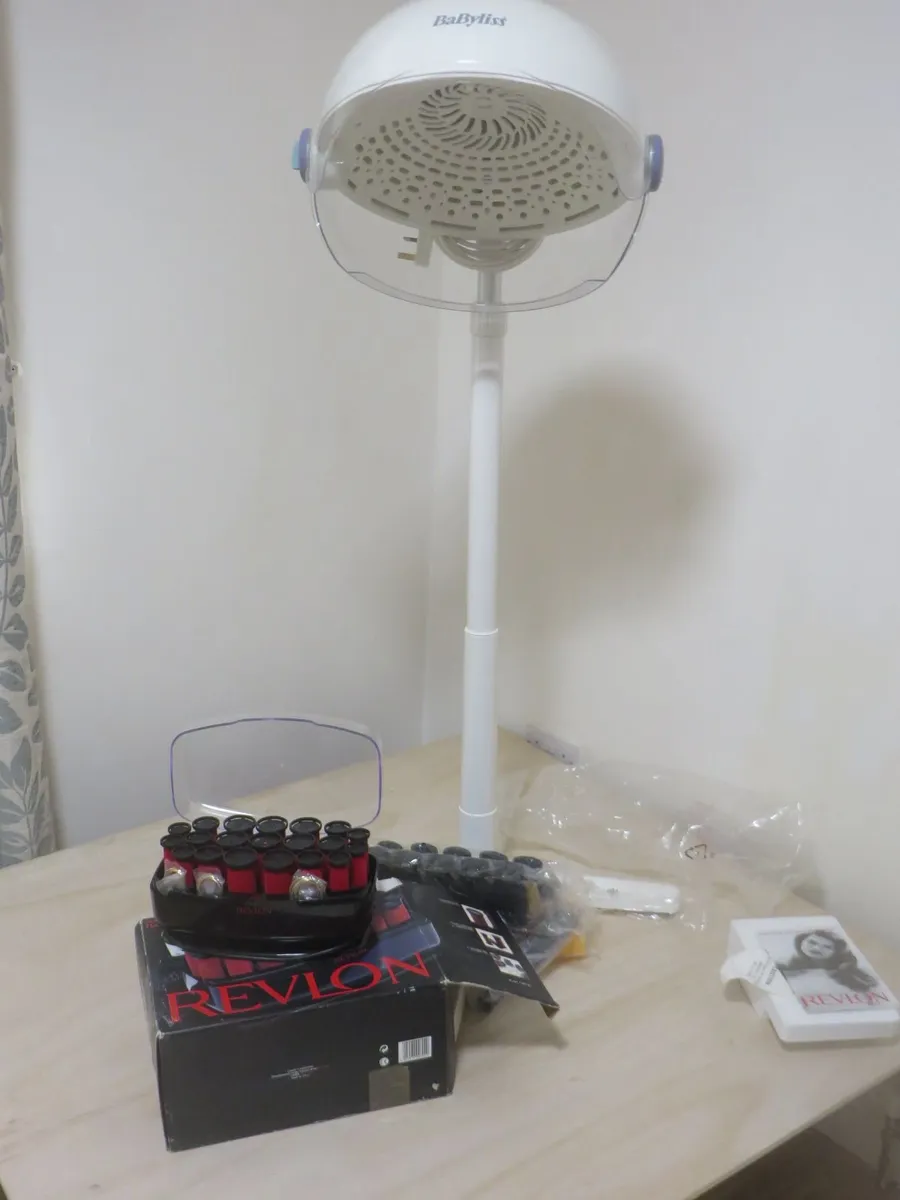 Hair Dryer & Accessories - Image 2