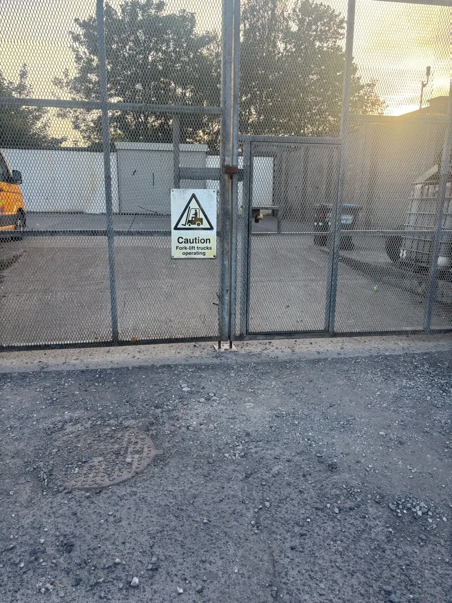 Commercial Unit - Image 2