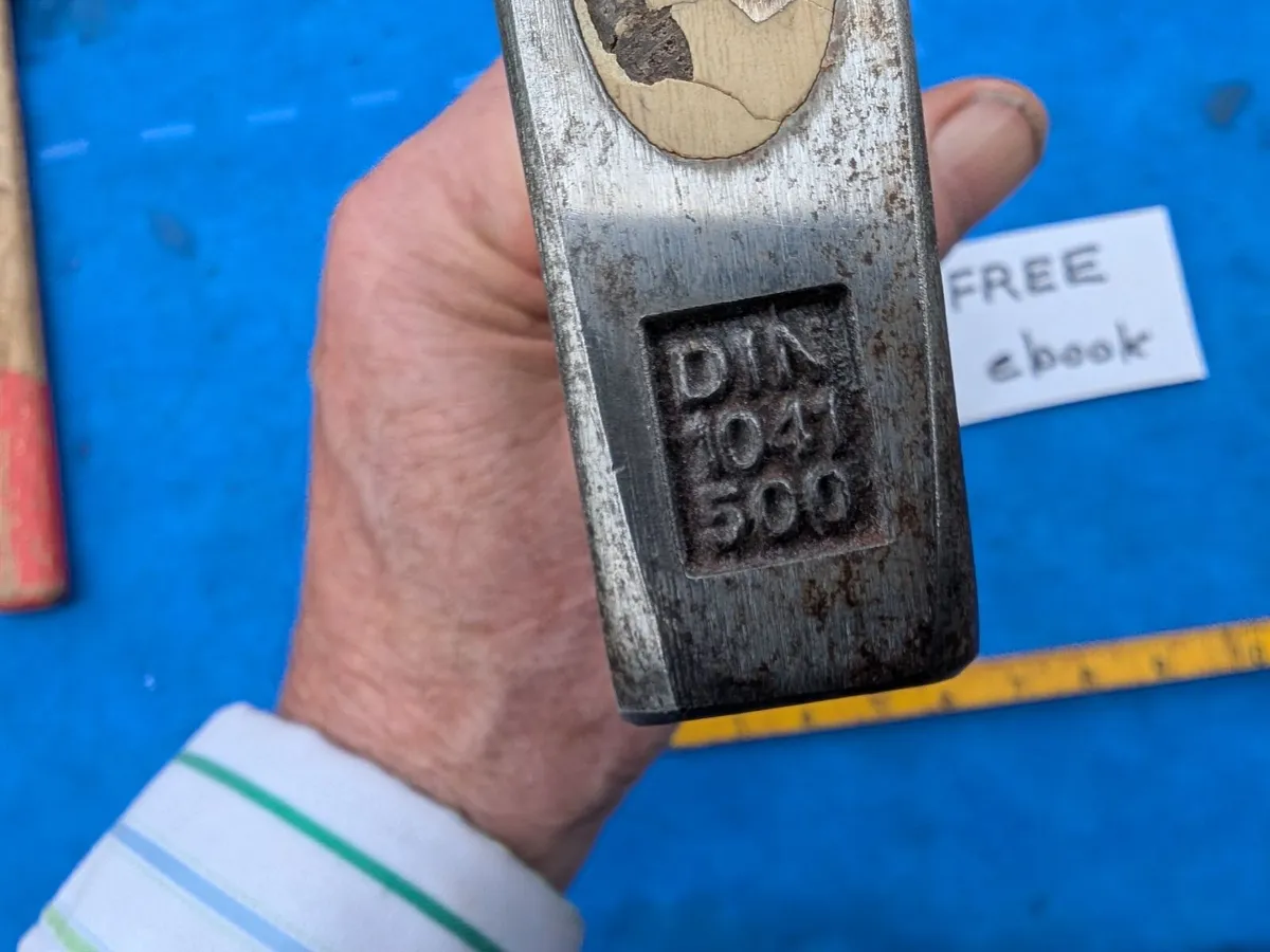 500g German Pattern Hammer - Image 2