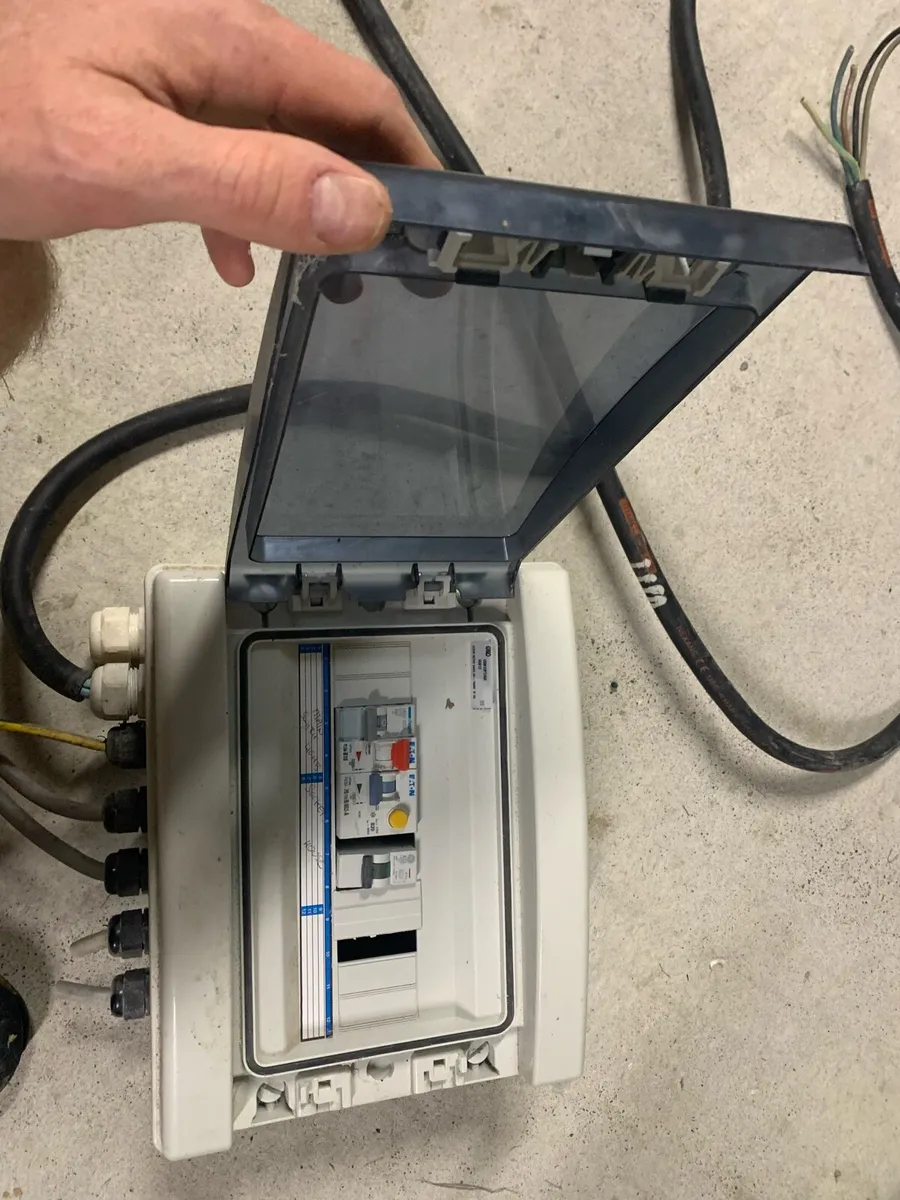 Fuse board (Agri Box) for shed, and cable. - Image 1