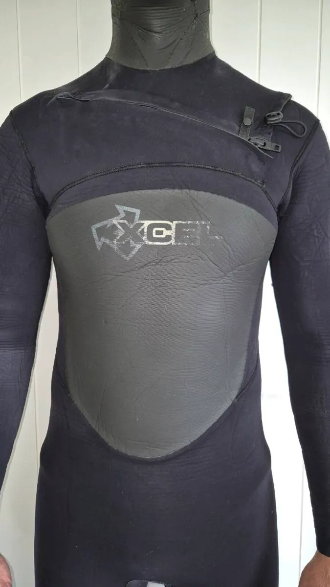 XCEL Mens Winter Hooded Wetsuit 6:5 4 - Image 2