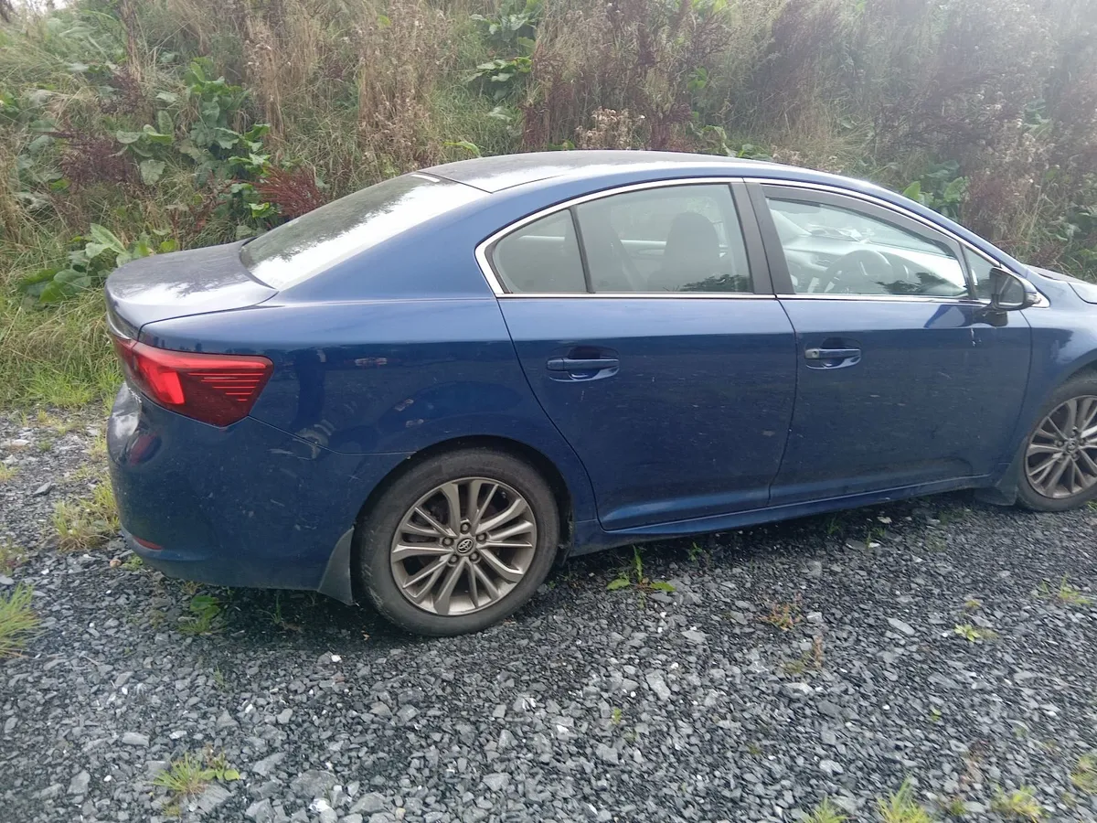 Toyota Avensis - Image 3