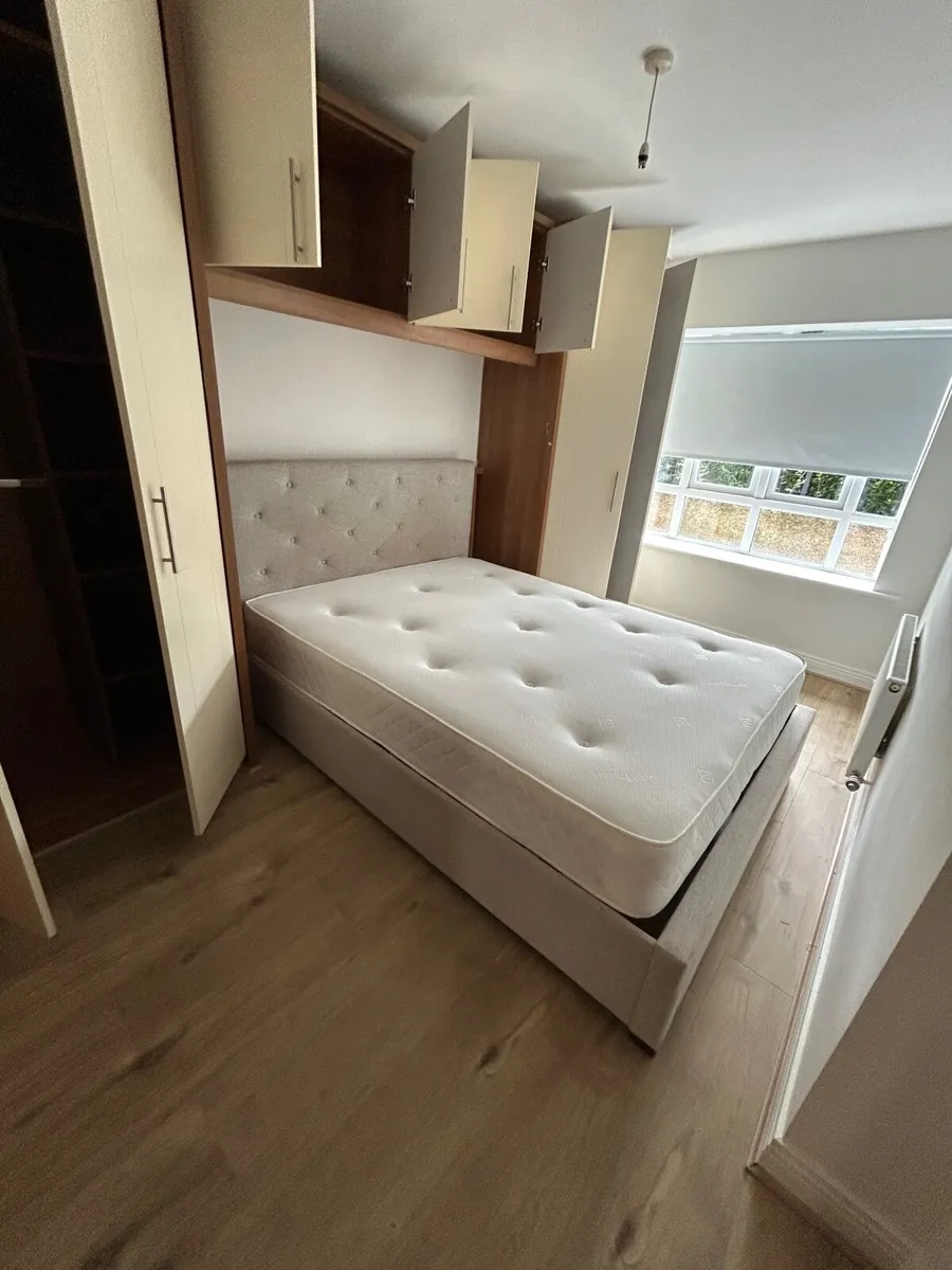Harvey Norman King bed with Brand new Matteress & - Image 1