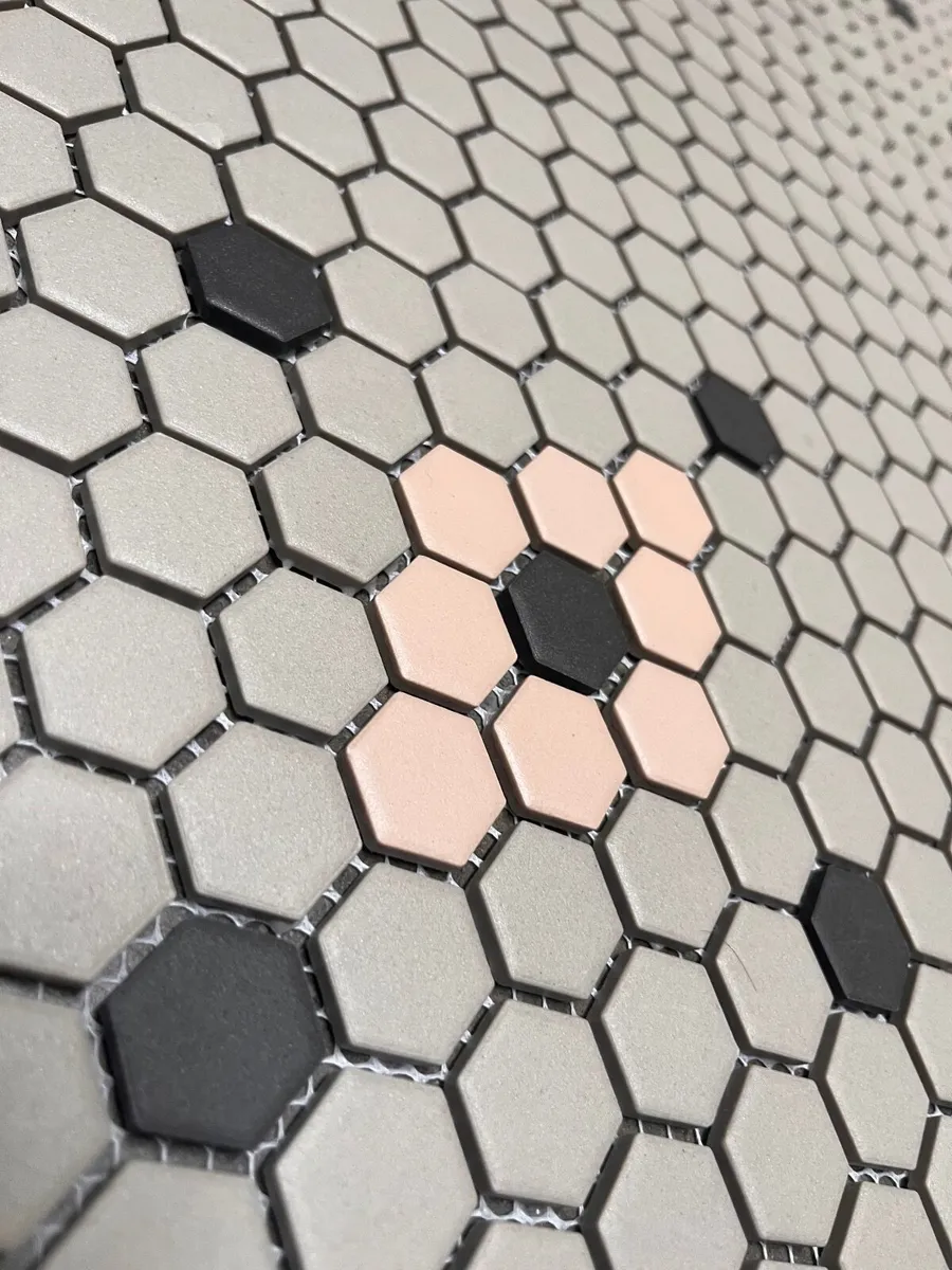 Mosaic tiles - Image 1