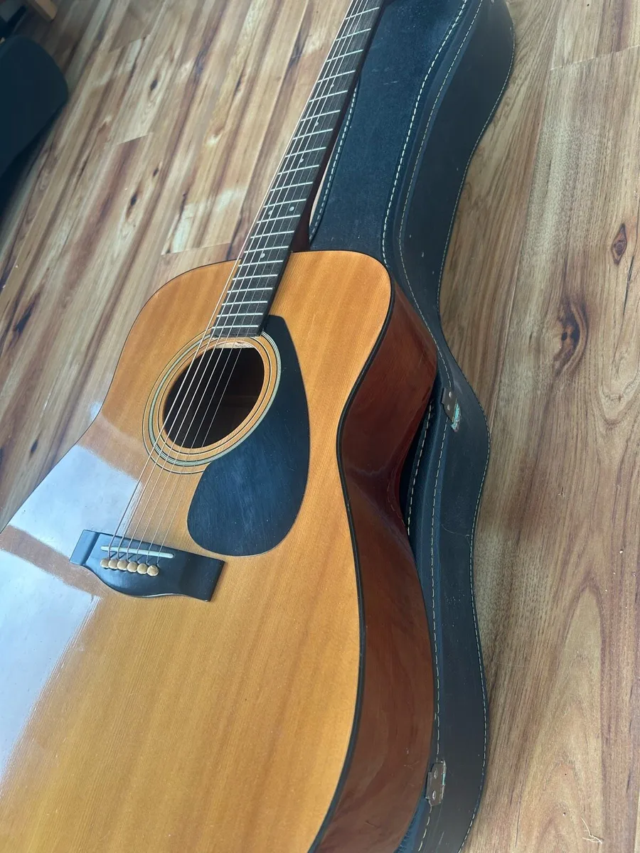 Yamaha FG-401 guitar - Image 3