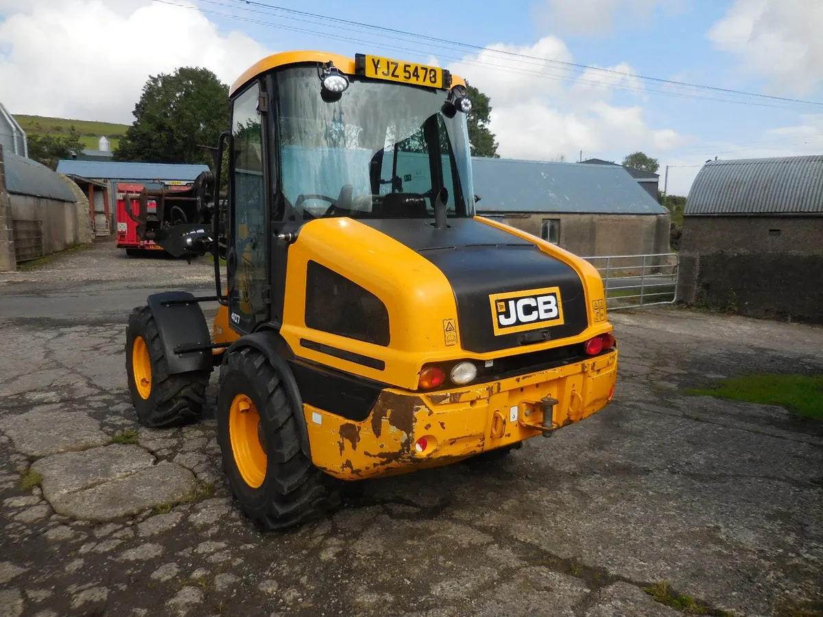 2016 JCB 407 - Image 2