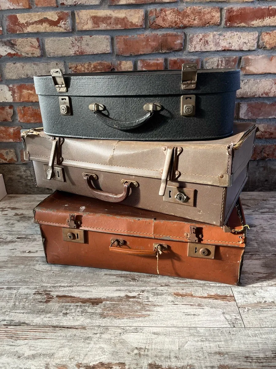 Vintage suitcases - Image 1