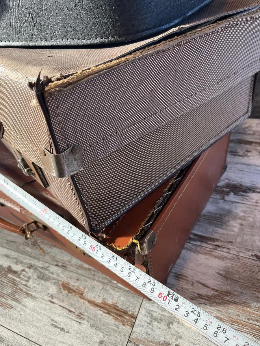 Vintage suitcases - Image 3