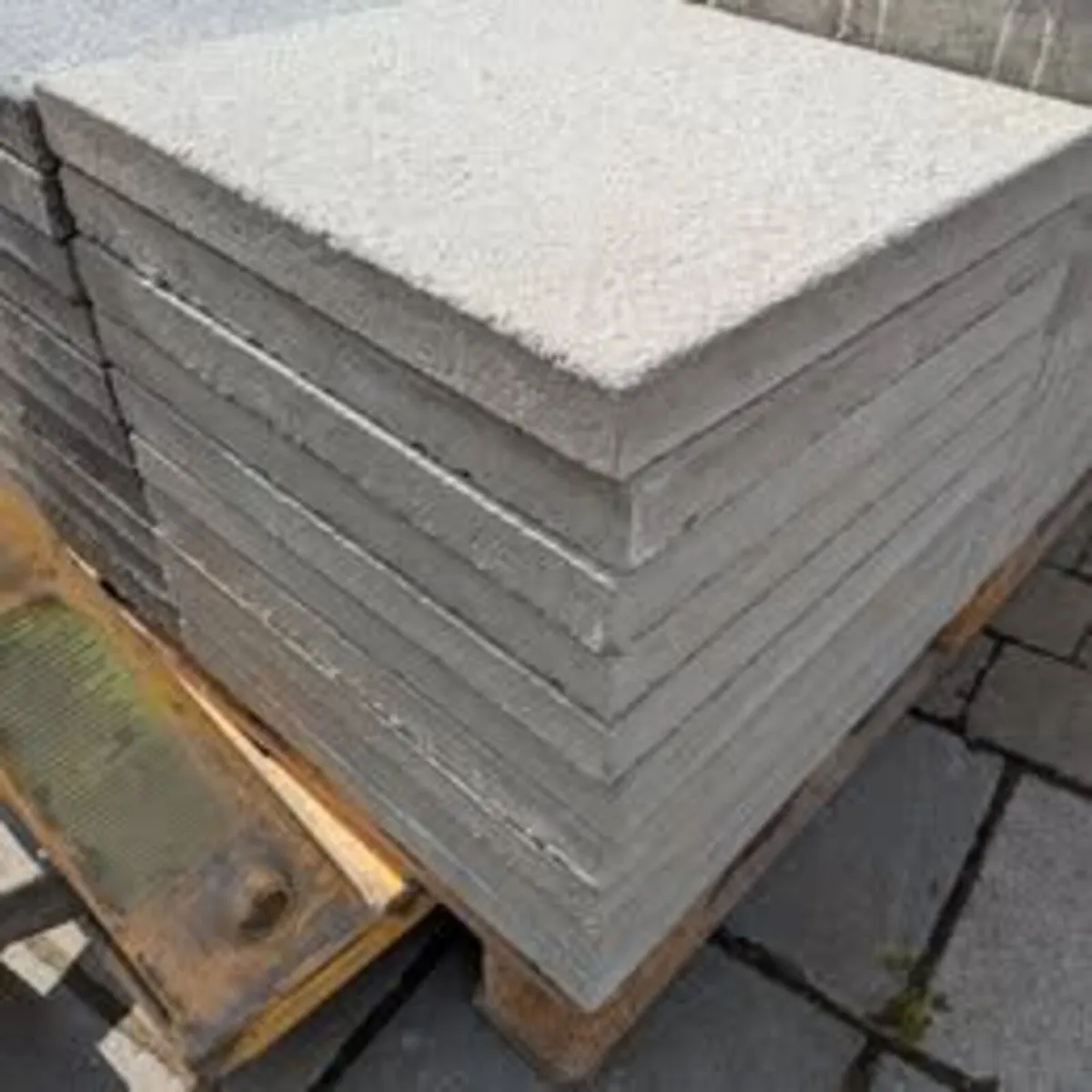 Concrete paving slabs - Image 2