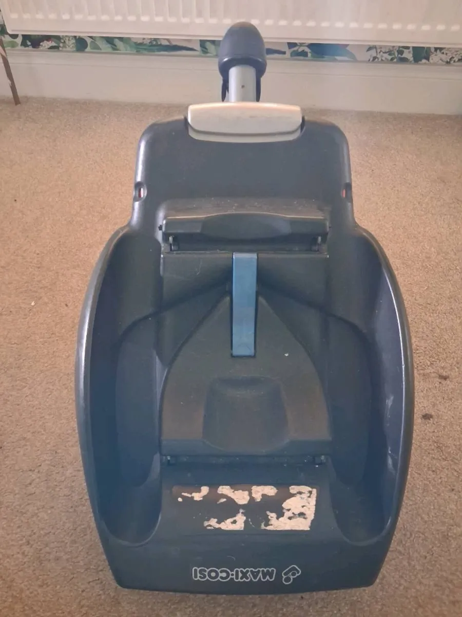 maxi cosi base - Image 1