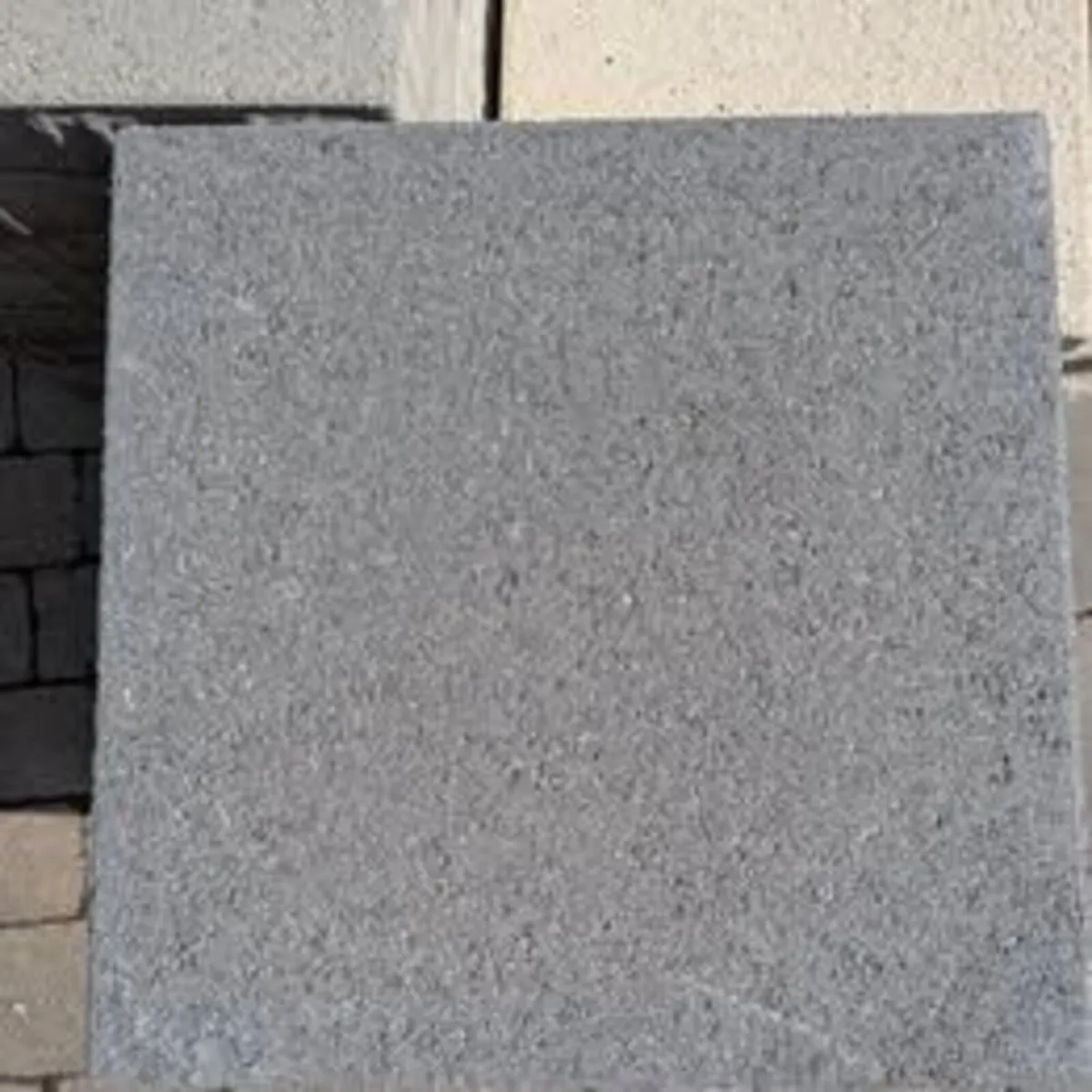 Heavy duty concrete paving slabs - Image 1