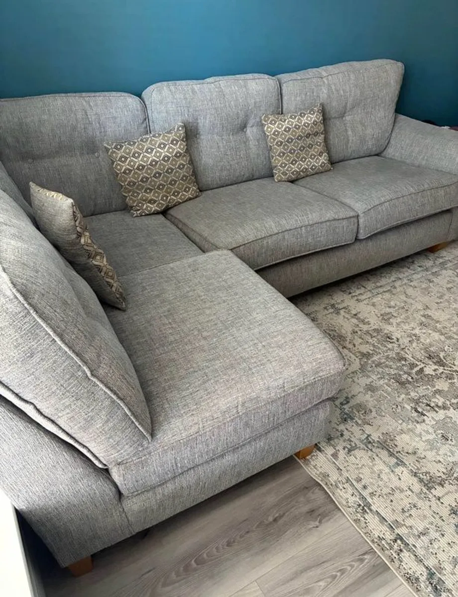 Sofa couch for sale - Image 4
