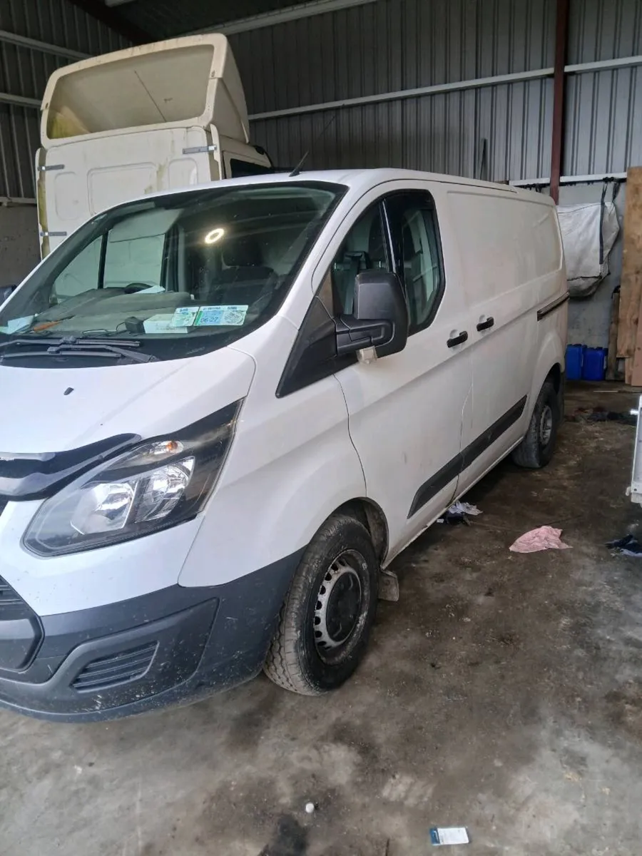 Transit custom - Image 1