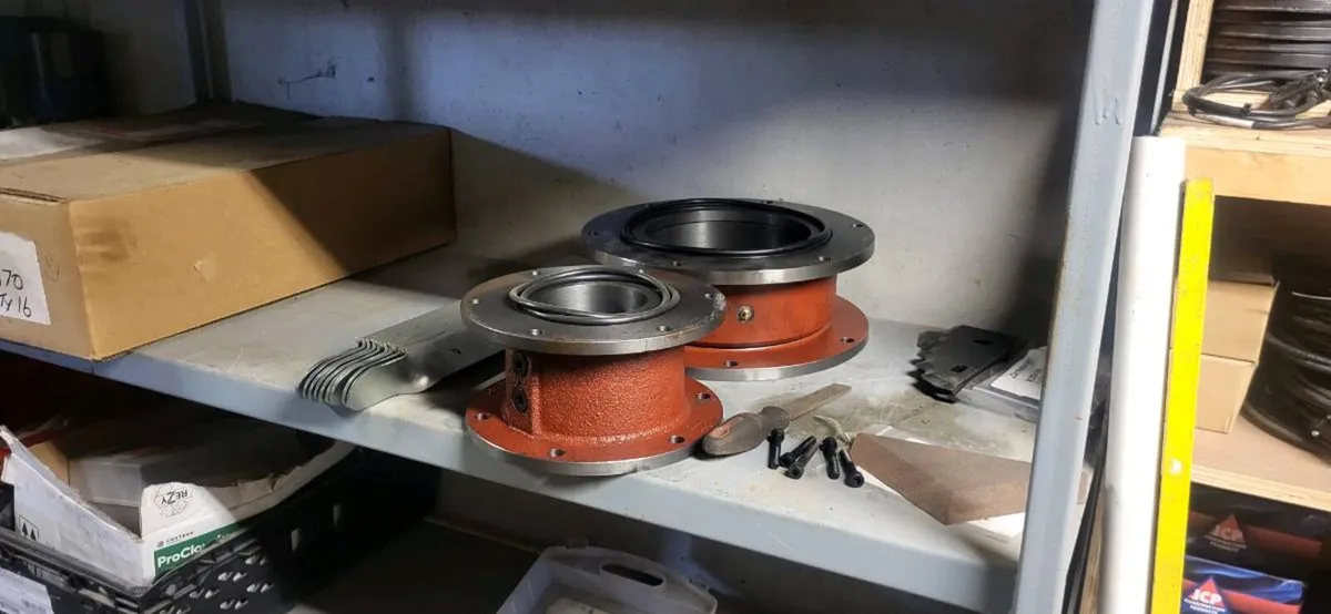 Parts ..Diet feeder parts most models. Slurry part - Image 3