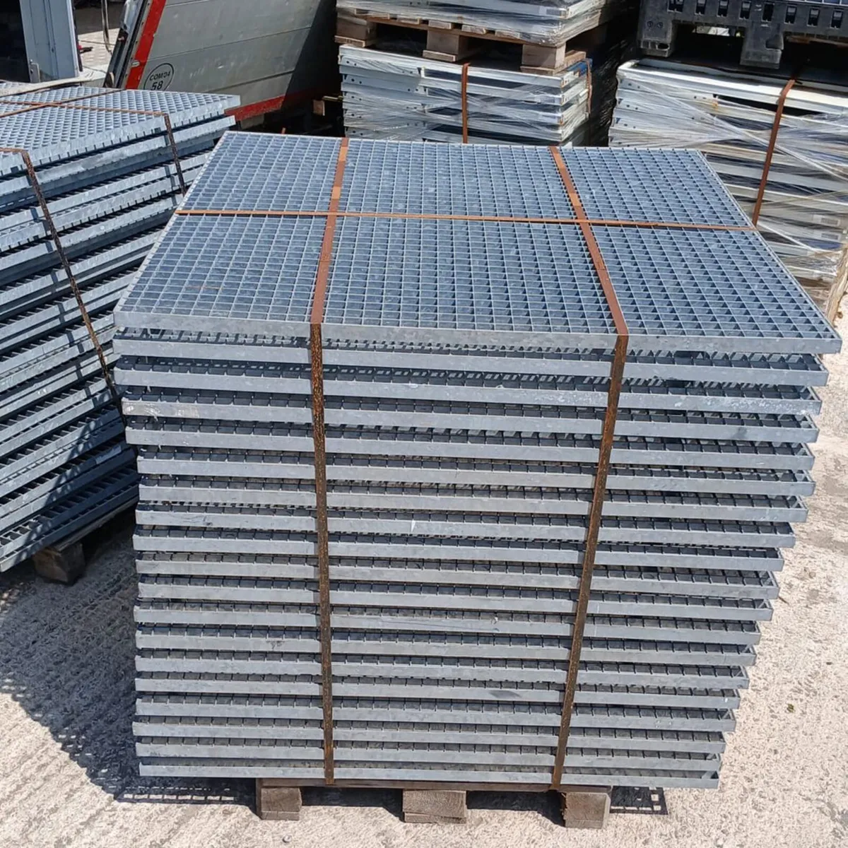 Galvanised Flow Forge Grated Walkway Panels - Image 4