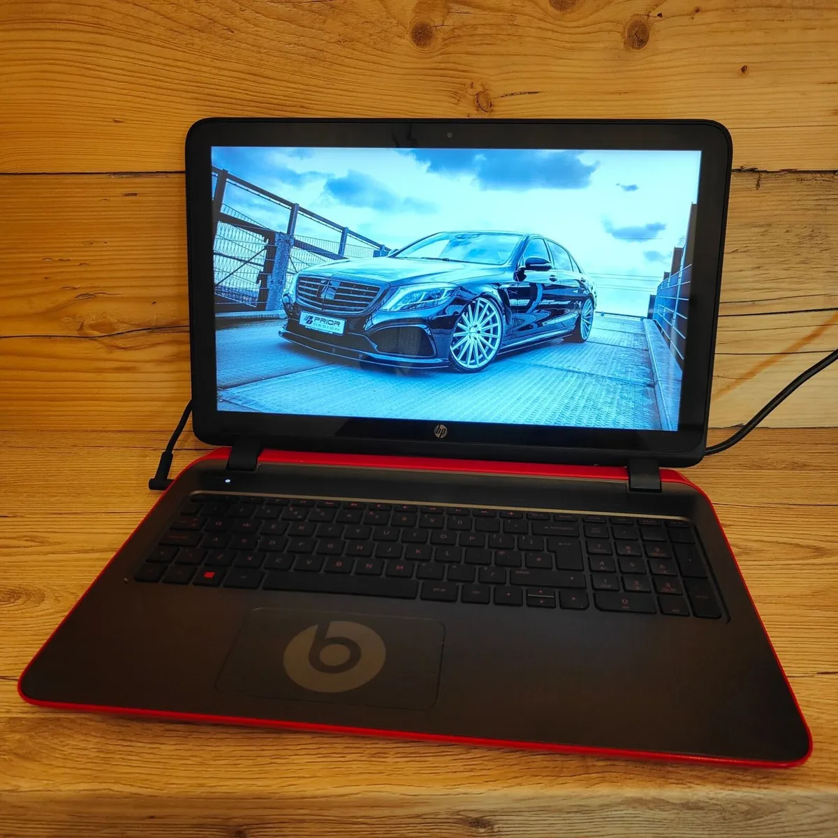 HP Beats Special Edition / 15.6" Touchscreen / SSD - Image 1