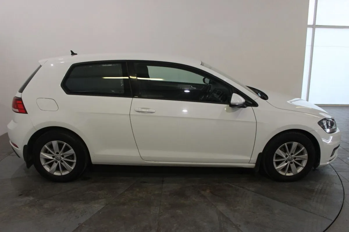Volkswagen Golf GOLF 1.6 TRENDLINE TDI 115BHP VAN - Image 4